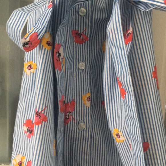 Never worn before! Cute flower print dress - Picture 4 of 4